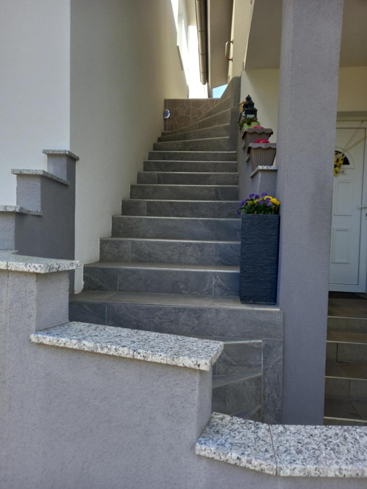 Apartment Zorec Marburgo Esterno foto